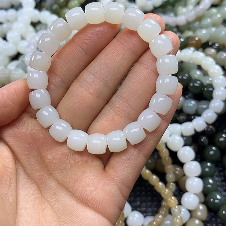 用***2和田玉未镶嵌手链