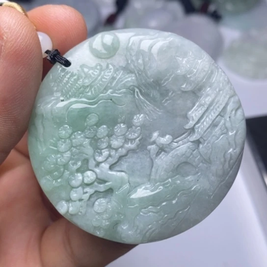 翡翠未镶嵌颈饰翡翠