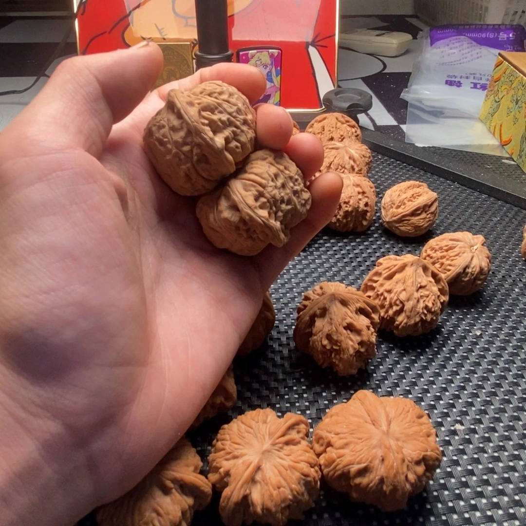 婺***文玩核桃精品对南瓜