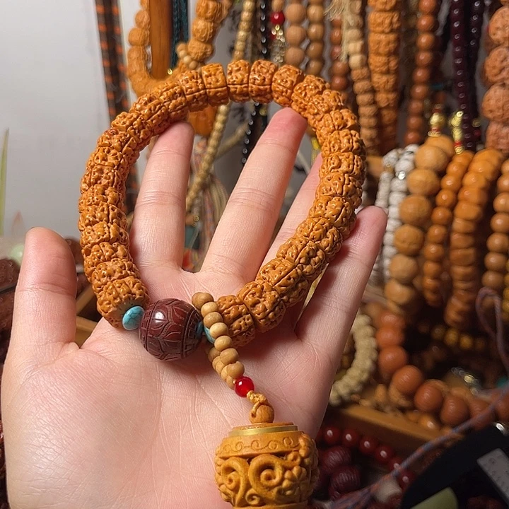 用***8吊坠金刚菩提手持