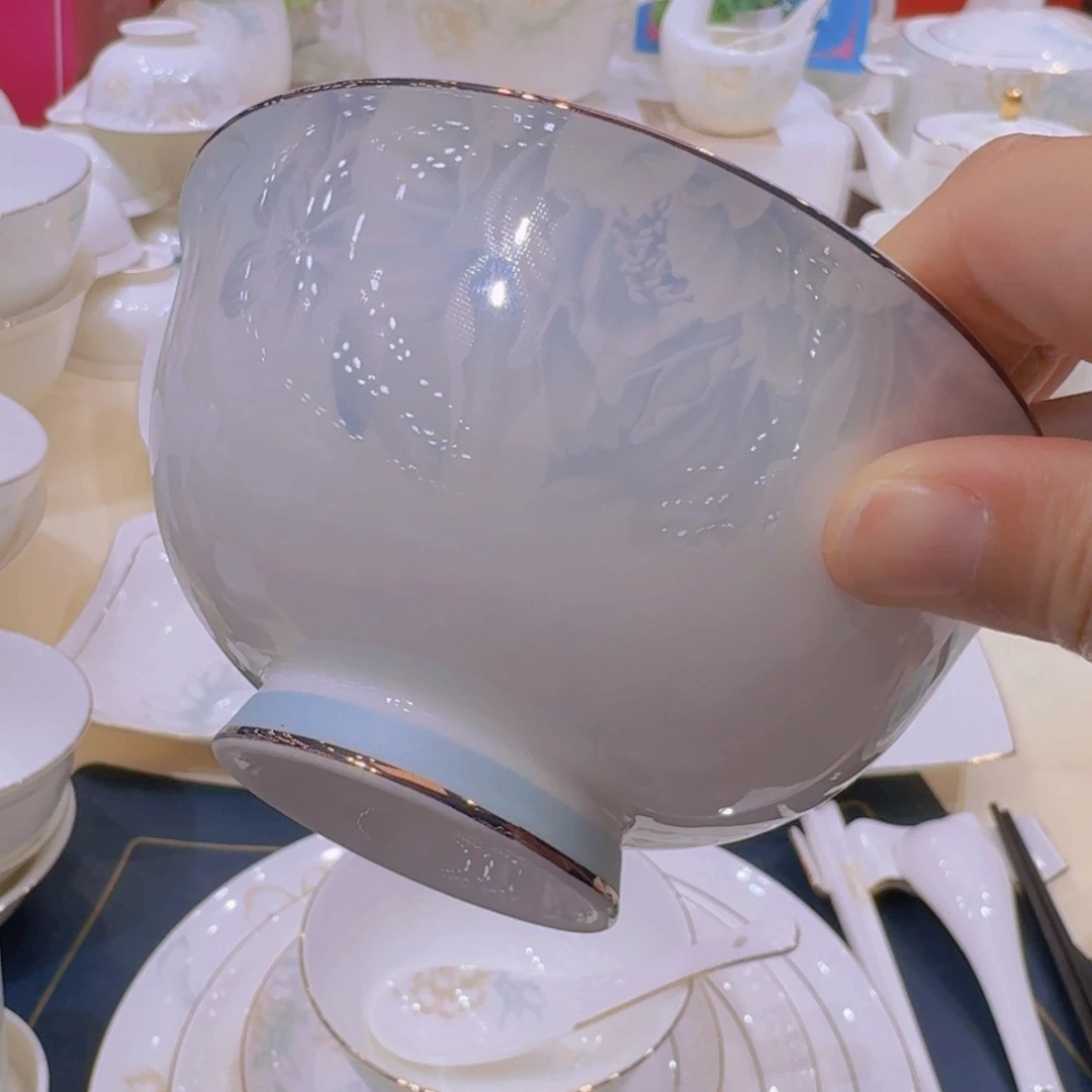 45%以上骨粉骨瓷月光牡丹碗单拍