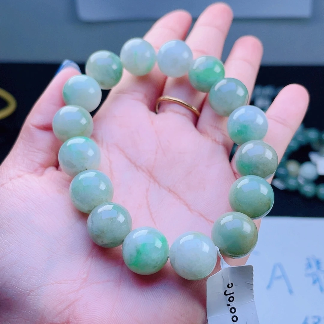 定制翡翠未镶嵌珠串