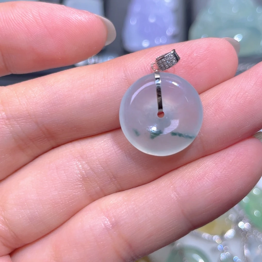 颈饰18K金镶嵌翡翠翡翠