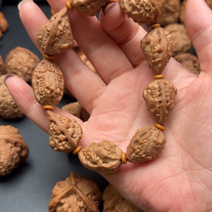 核桃麒麟角手串