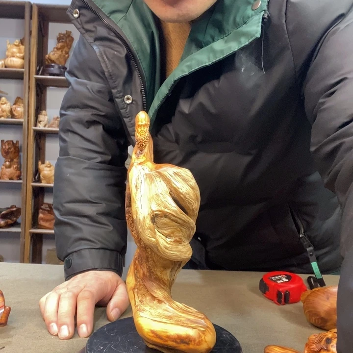 柏木（崖柏）同*崖柏