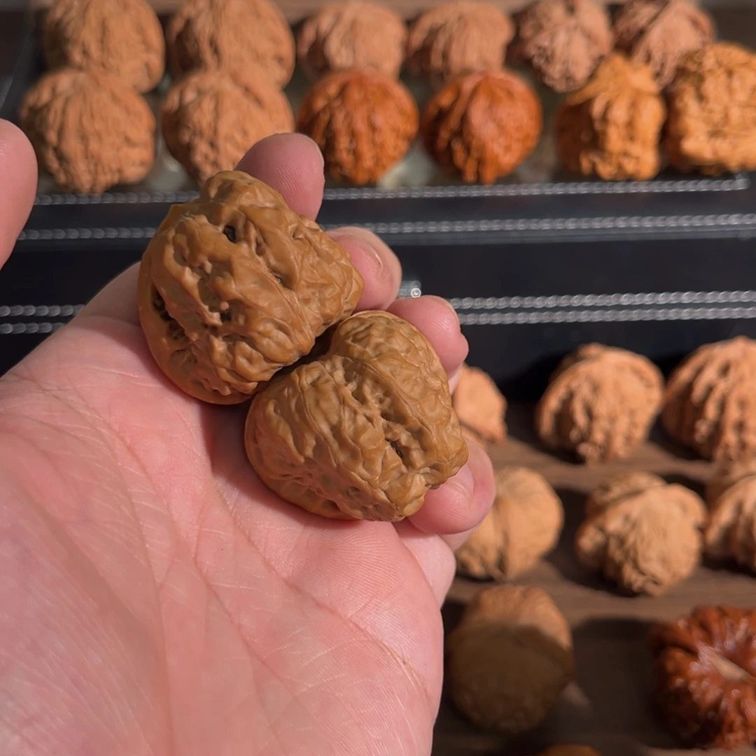 把件核桃B**l39微修三角蛙