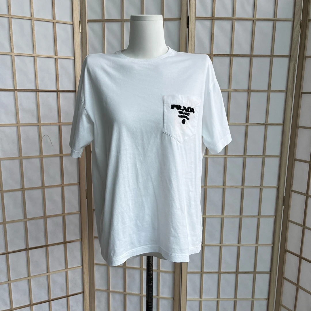 99新 Prada/普拉达 A9619 Prada m码 肩宽46 胸围100衣长64