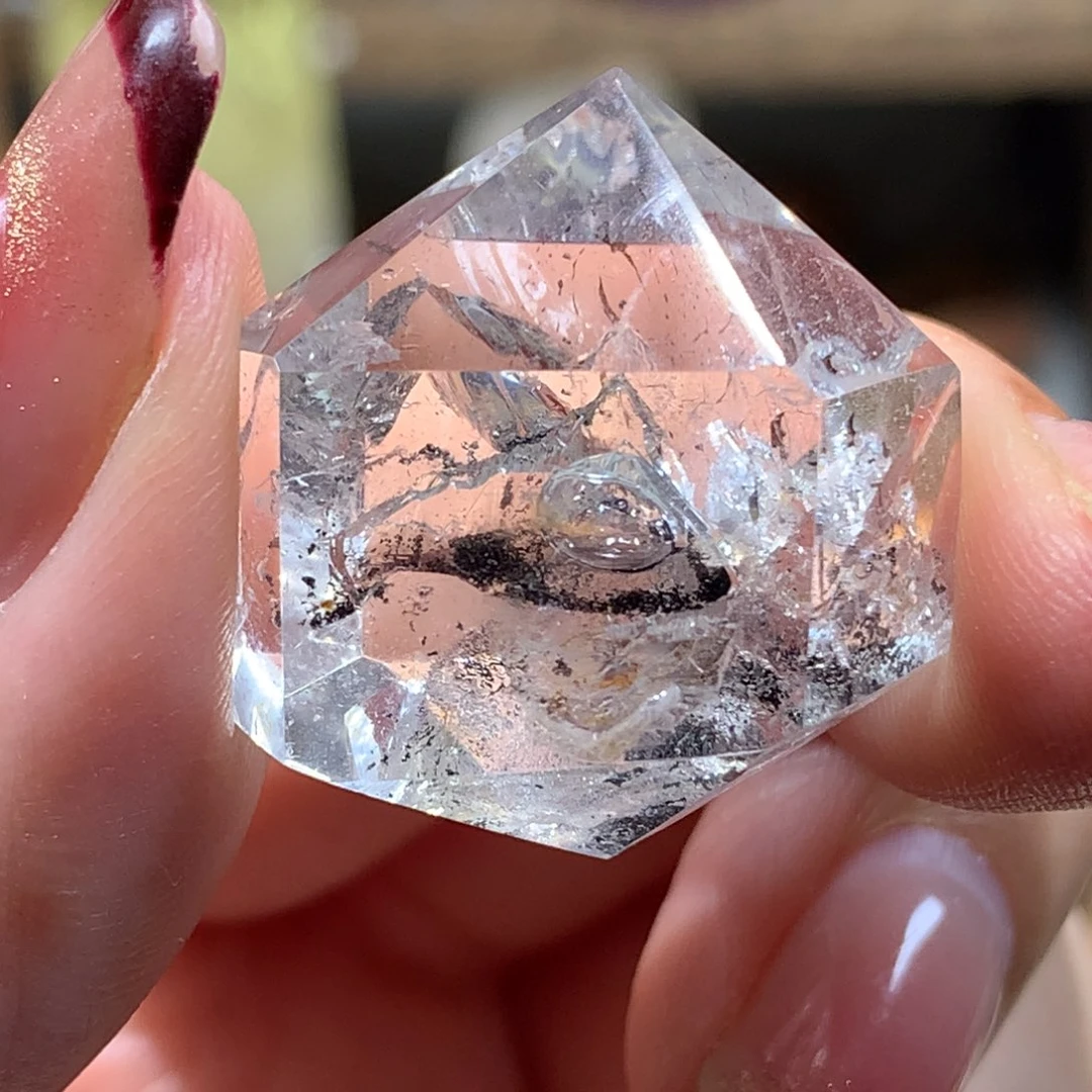 凛****未镶嵌珠宝半成品水晶