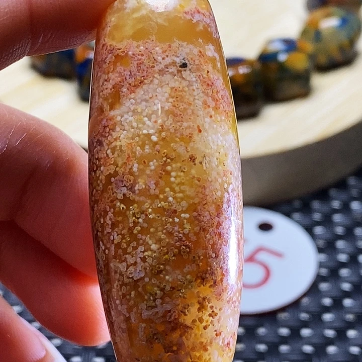 山***清玛瑙/玉髓未镶嵌颈饰