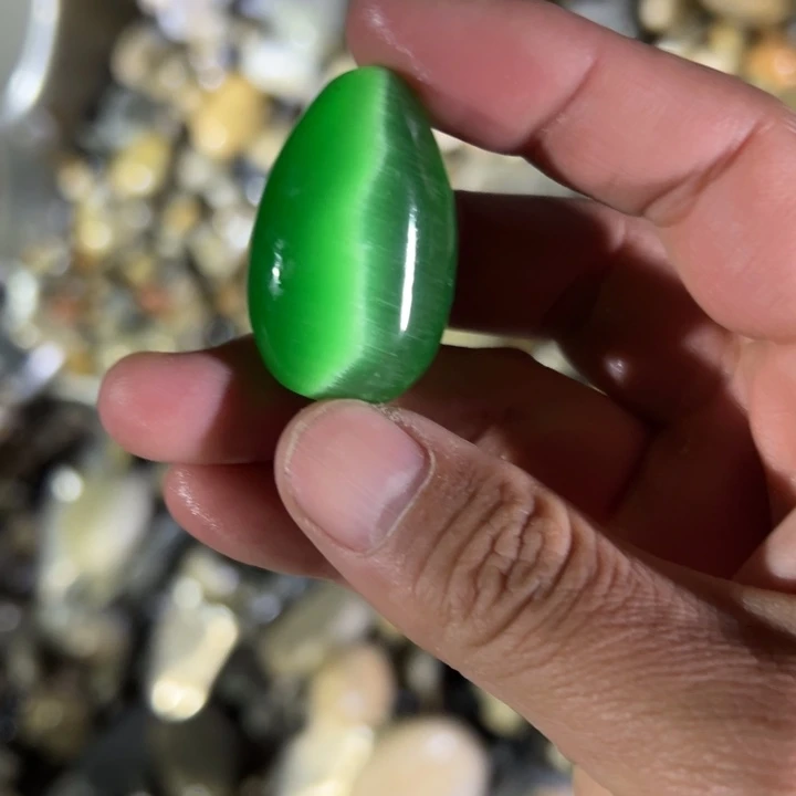 和田玉（糖玉）未镶嵌珠宝奇石