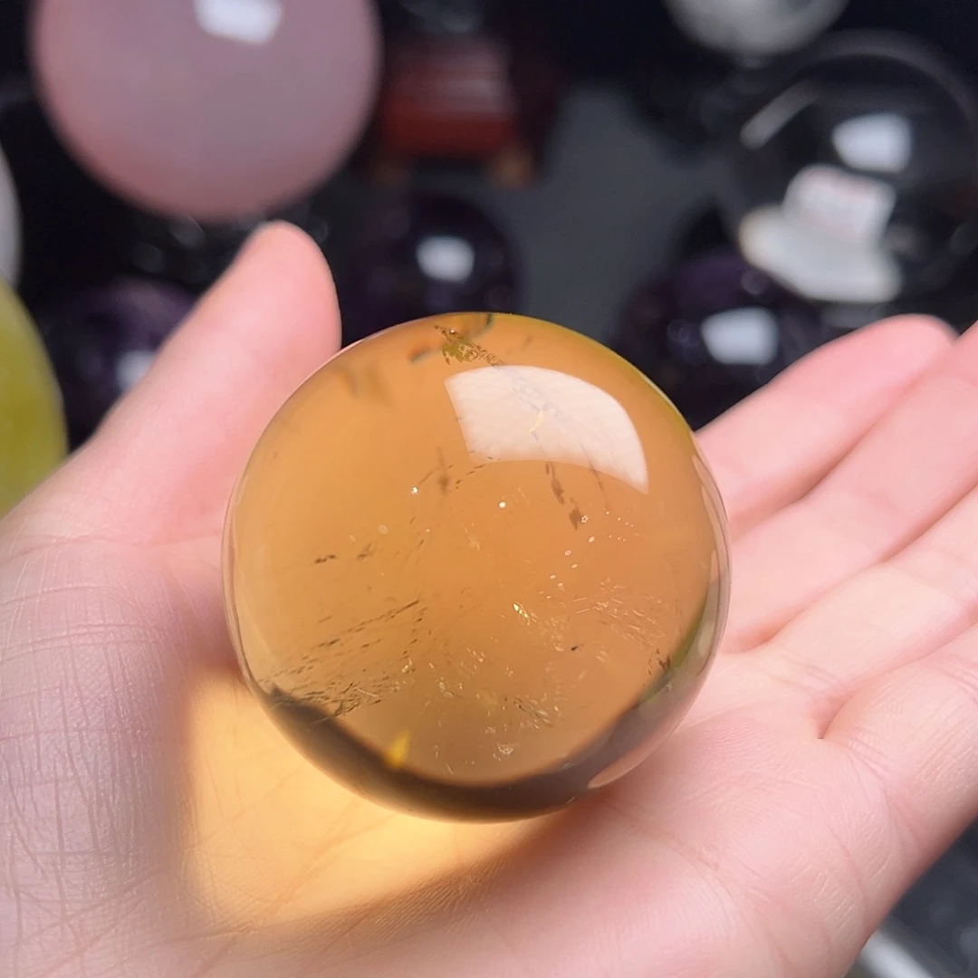 水晶水晶球摆件未镶嵌心*?