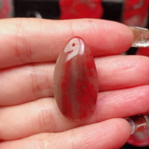 昌化鸡血石昌化鸡血石挂件