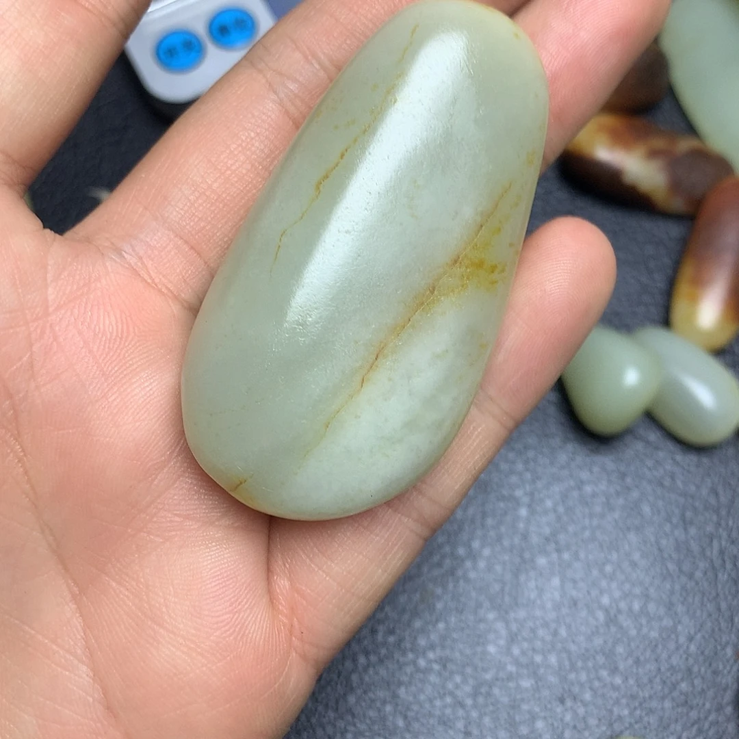 和田玉未镶嵌摆件