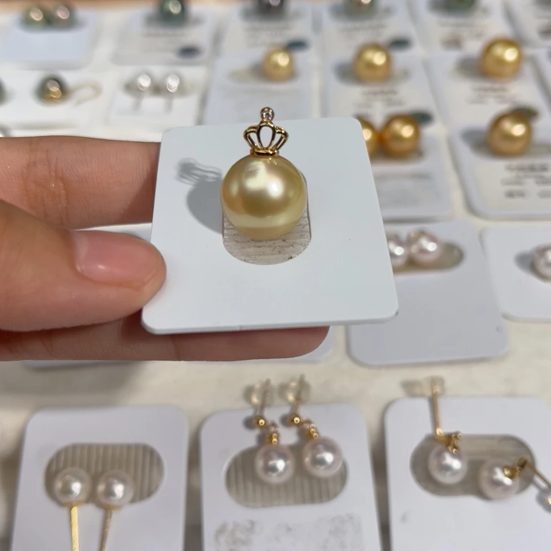 南洋金珠海水珍珠18K金镶嵌12-13mm