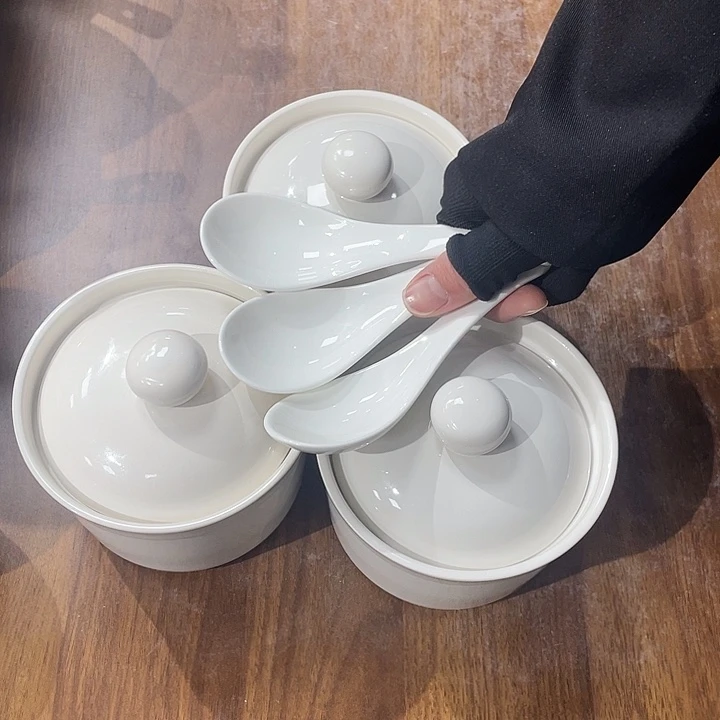 白瓷餐盘餐盘餐盘