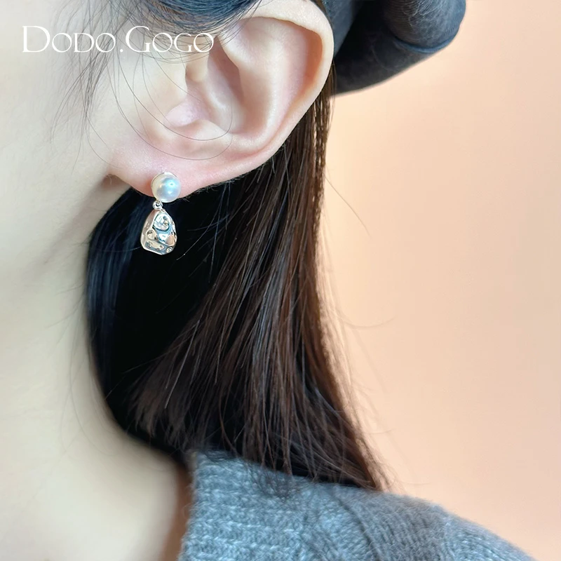 DODOGOGO 合金仿珍珠耳饰 气质水滴耳环轻奢时尚百搭精致简约耳钉