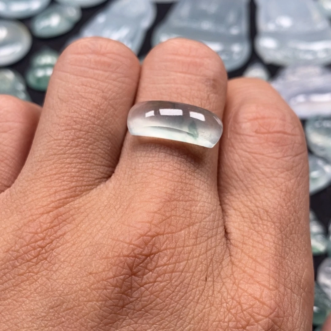 奥***)翡翠未镶嵌颈饰天然缅甸翡翠a货马安