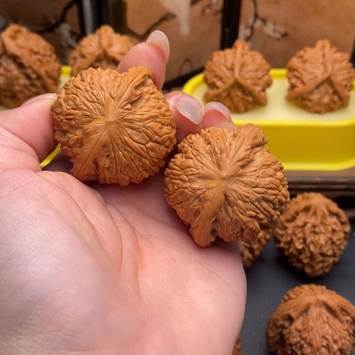 文玩核桃把件669泥鳅背41