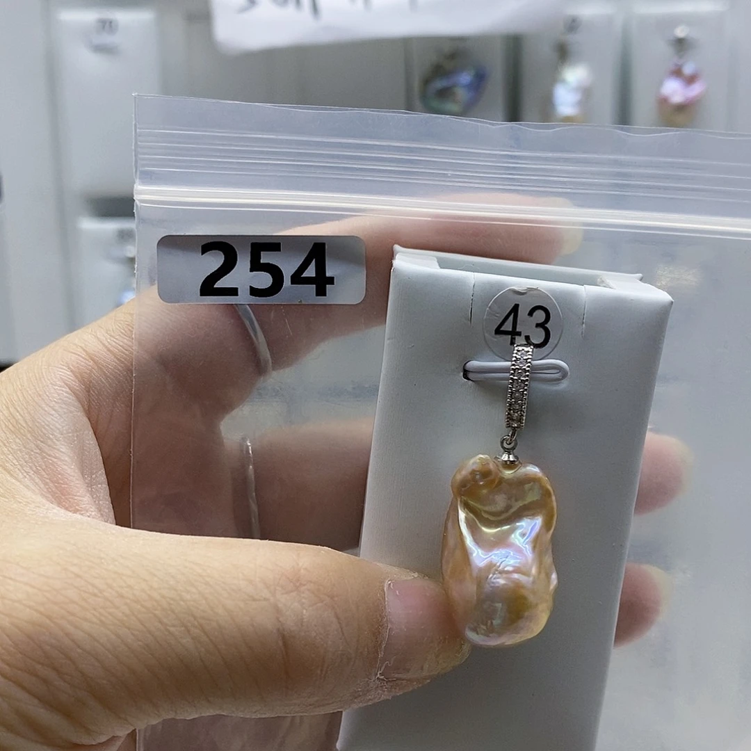 颈饰合金淡水珍珠
