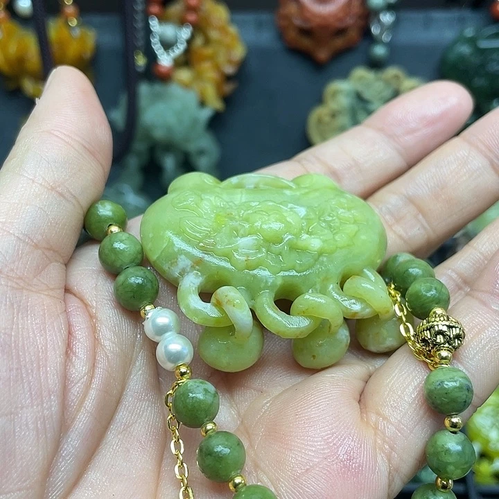 未镶嵌岫玉吊坠?****✨