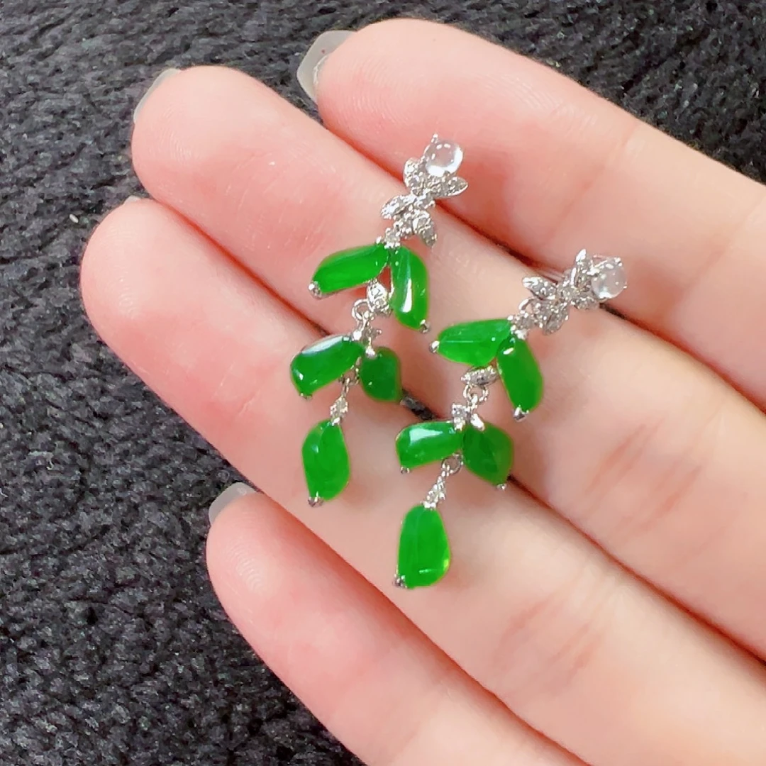 翡翠18K金镶嵌耳饰签收后24小时鉴赏期