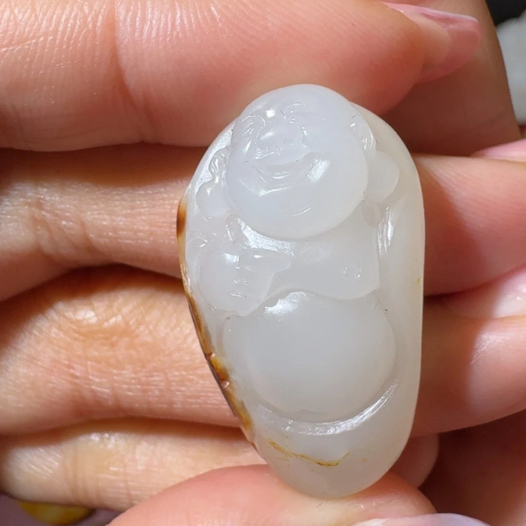 百***草和田玉未镶嵌挂件