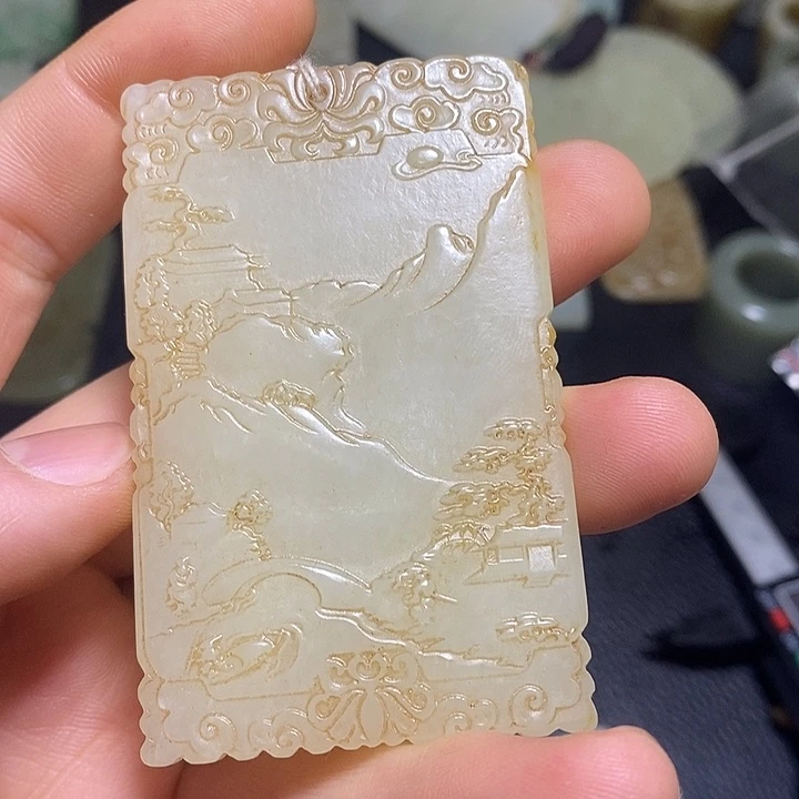 和田玉（糖玉）未镶嵌颈饰