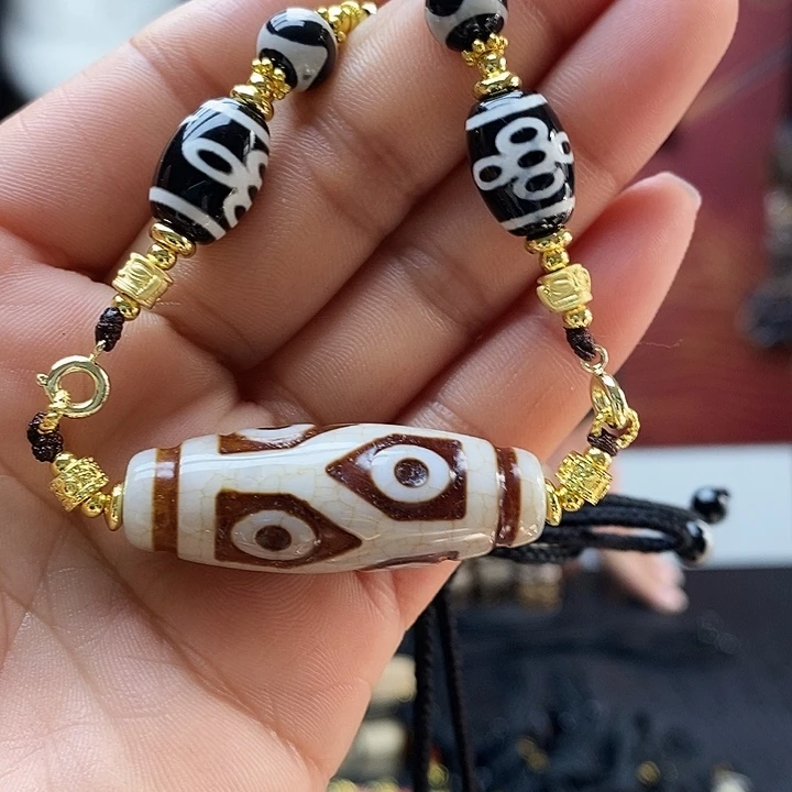 玛瑙/玉髓合金颈饰