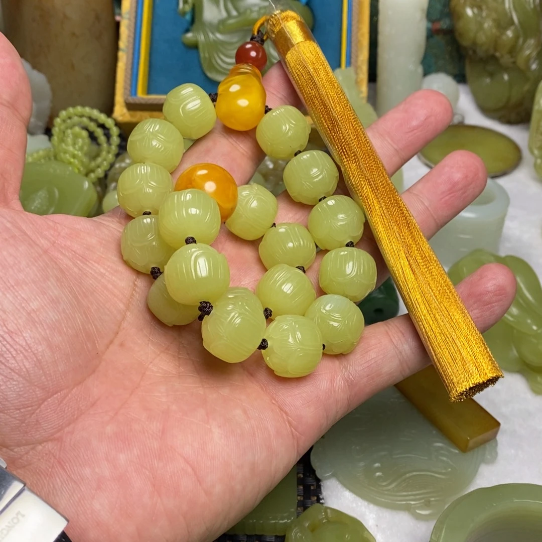 糟***忆和田玉未镶嵌挂件