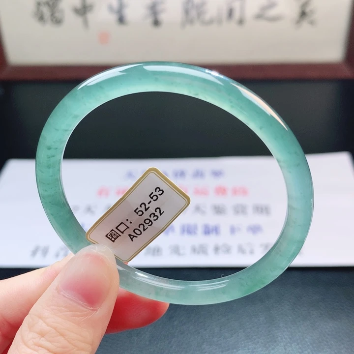 翡翠未镶嵌手镯翡翠手镯52