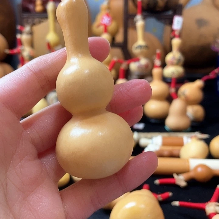 小****郎葫芦丝和我闺女说他长得