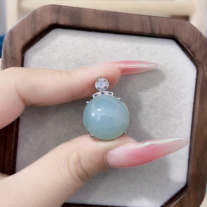 翡翠未镶嵌颈饰天然翡翠Ａ货