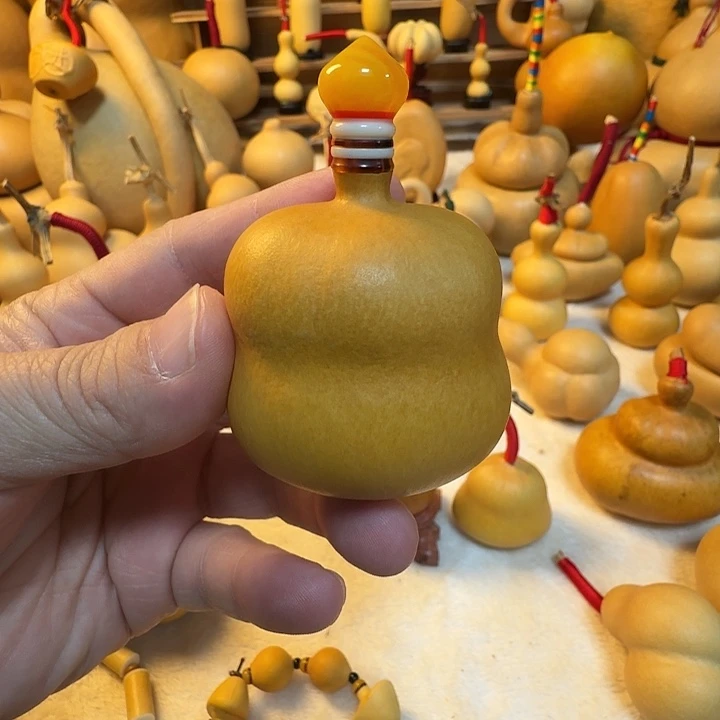 小****大叶紫檀（黑酸枝木类）