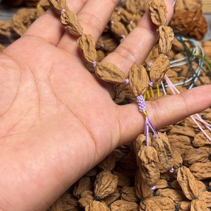 一***二桃核吊坠蛤蟆小异