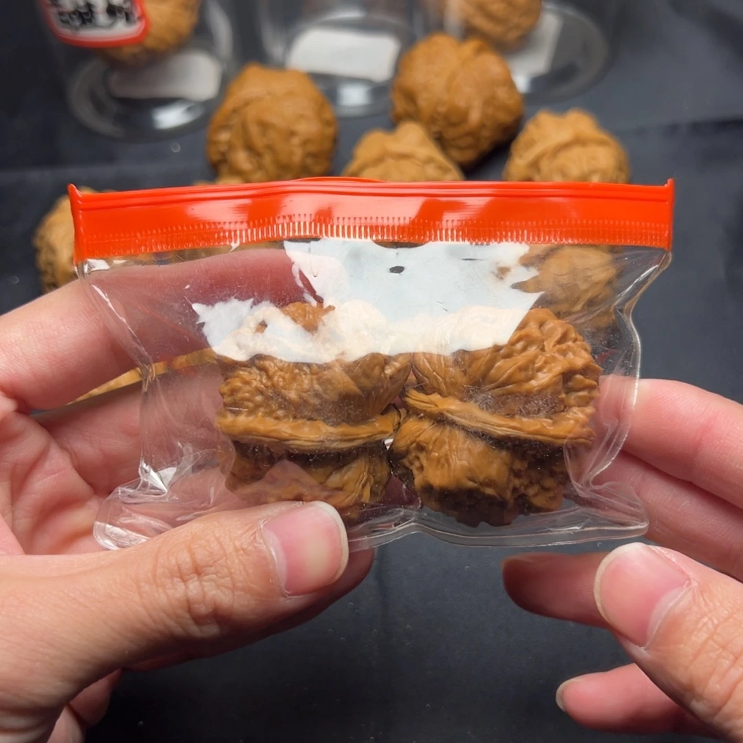 否***来文玩核桃吊坠蛤蟆头