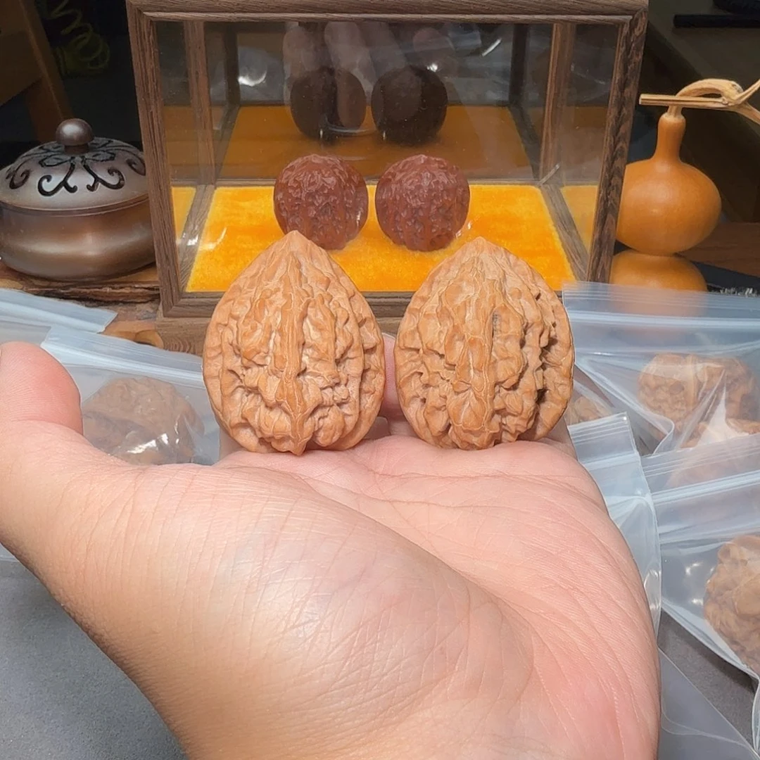 把件文玩核桃38.5尺寸十三陵鸡心