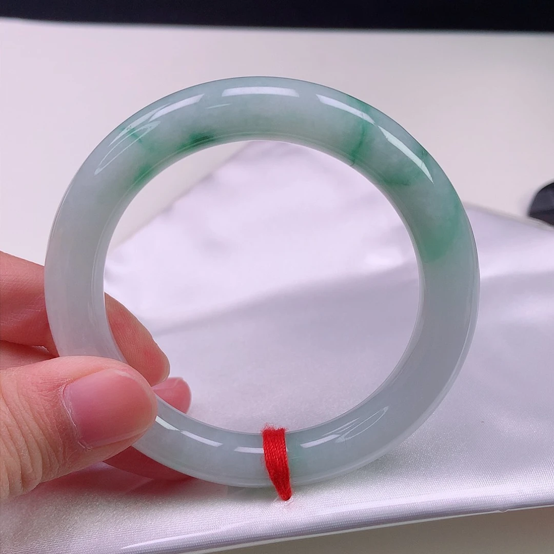 翡翠手镯未镶嵌54圆条