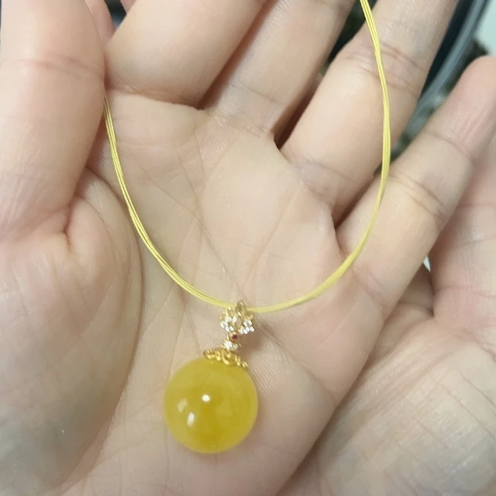 蜜蜡银S925镶嵌吊坠(赠链)