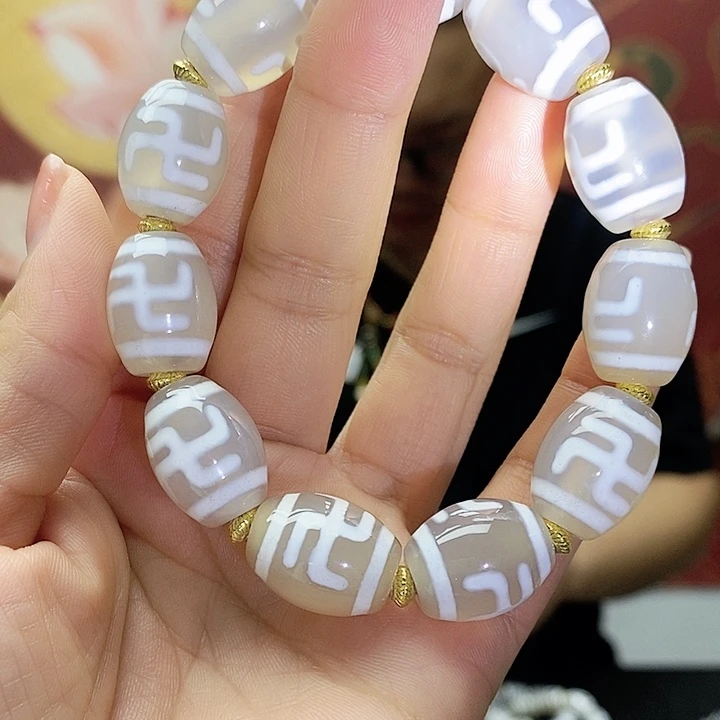 玛瑙/玉髓颈饰合金