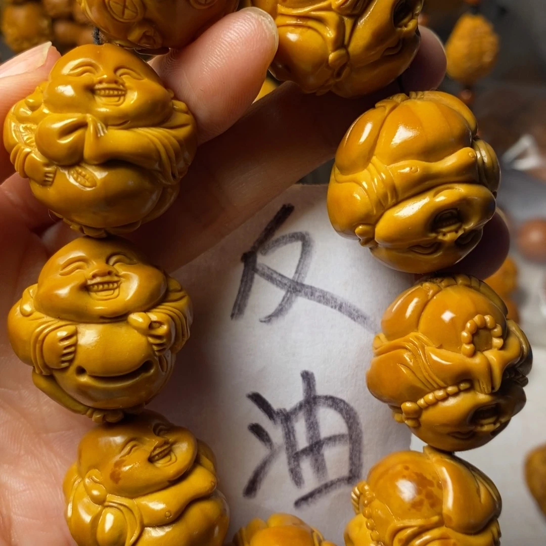 奔***➠手串/手链橄榄核上色弥勒精品
