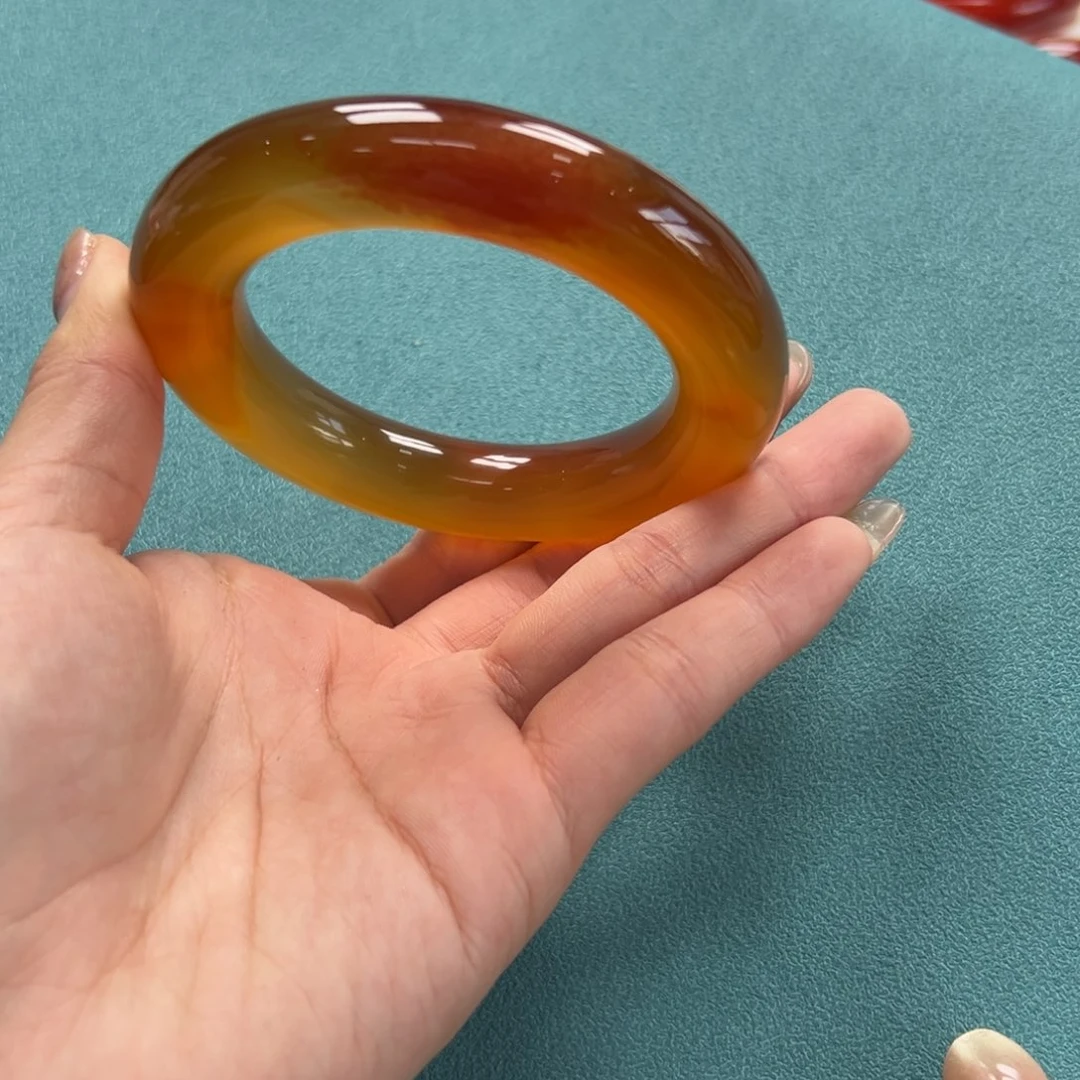 手镯玛瑙/玉髓未镶嵌