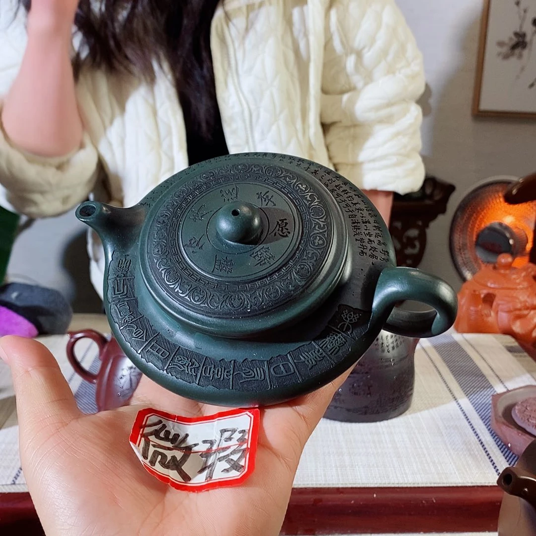 紫砂茶壶宜兴紫砂壶在哪里上班呀