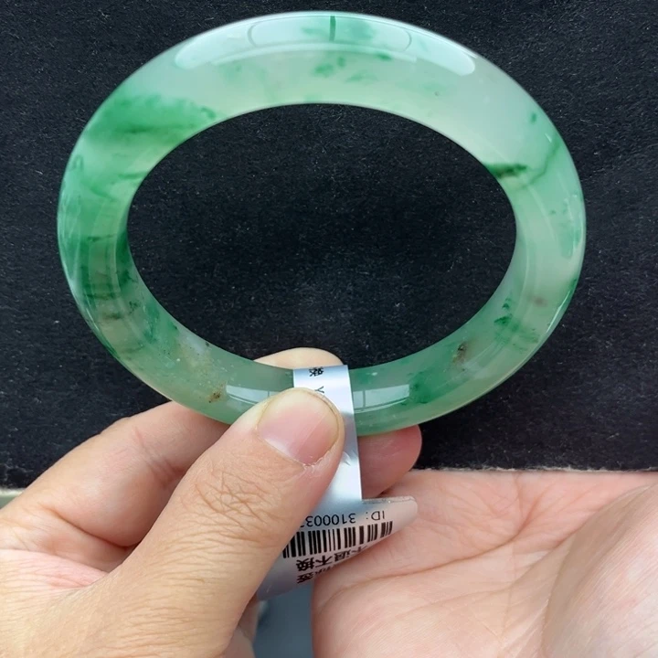 石英质玉未镶嵌手镯61/62