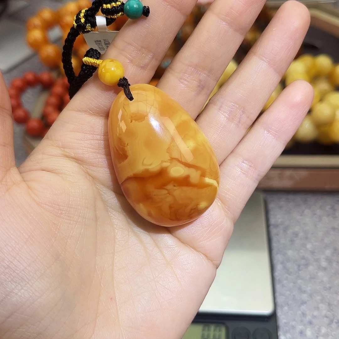 琥珀未镶嵌手链水滴吊坠