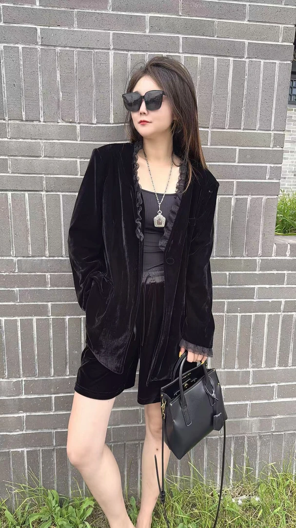 秋季新款丝绒木耳边西服