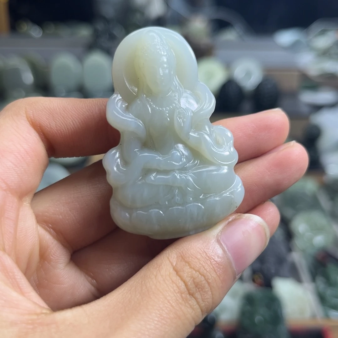 和田玉未镶嵌颈饰