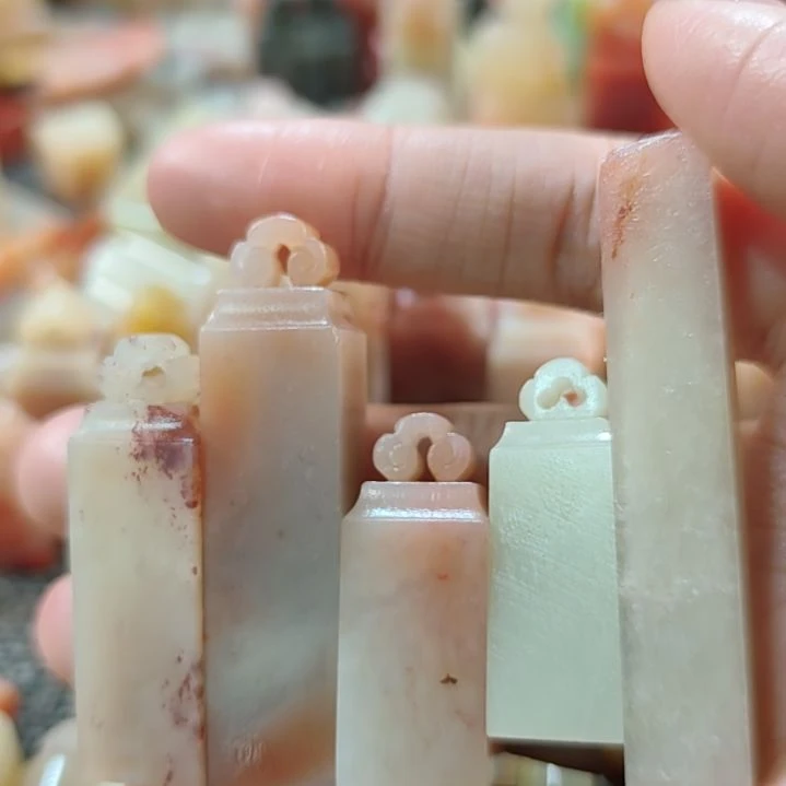 老挝石弄****…54885858844848448