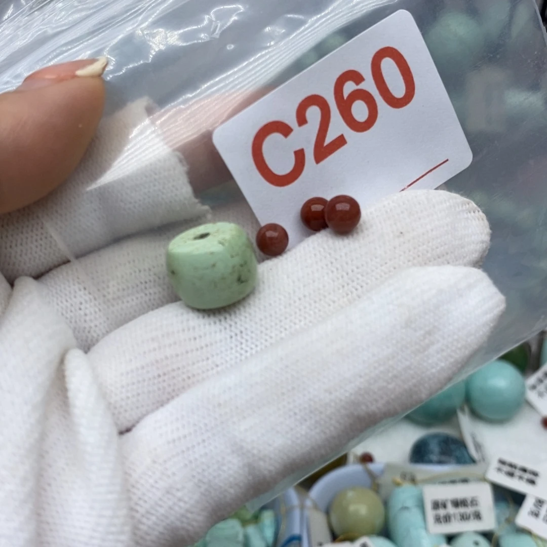 南红玛瑙未镶嵌珠宝奇石