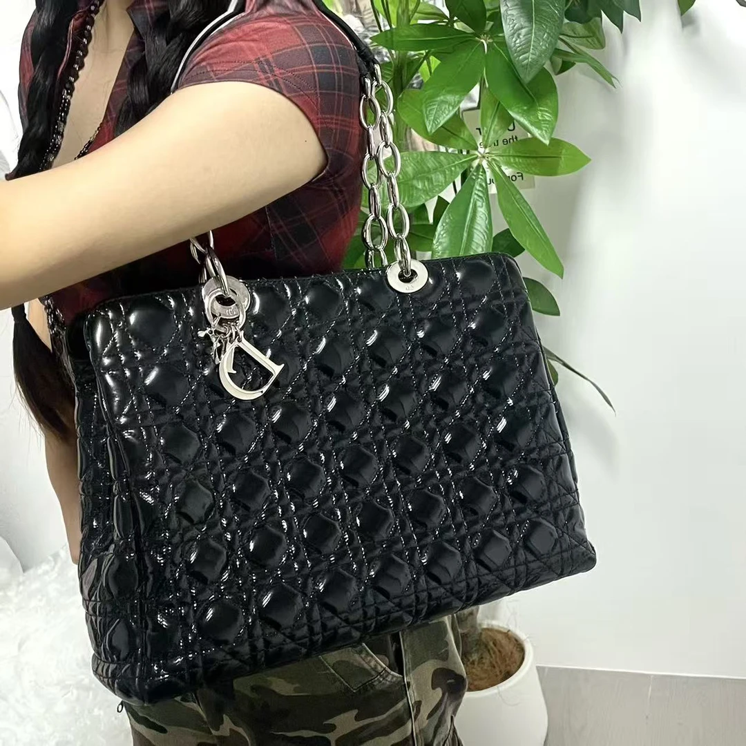 95新 DIOR/迪奥 迪奥黑色漆皮单肩包/95新