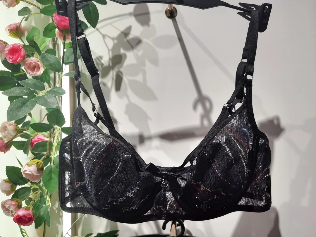 法式薄款蕾丝舒适内衣夏季无海绵设计女款黑色时尚